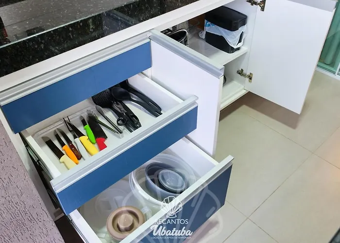 Estúdio CONFORTÁVEL, MODERNO, com Wifi e Ar Condicionado, no Itaguá em Ubatuba